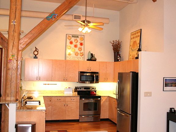 5th image of 635 W Lakeside Ave APT 403