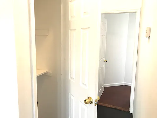 Rented by Evergreen Realty & Investments | media 27