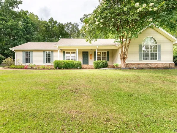 7306 Harperwood St, Northport, AL 35473