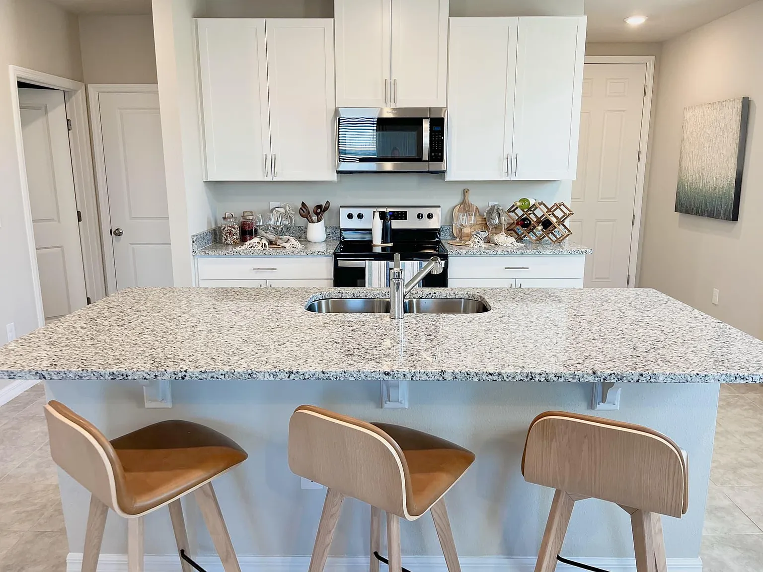 LAttitude 27 Riverview — Photo 1
