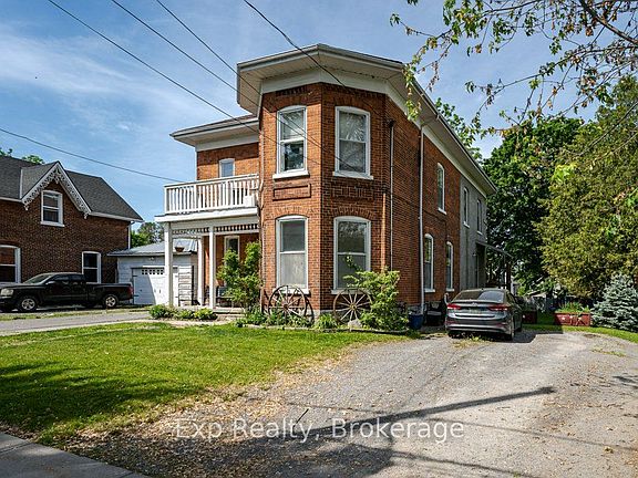 3rd image of 127 Green St
