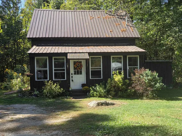 165 Second New Hampshire Turnpike, Hillsborough, NH 03244