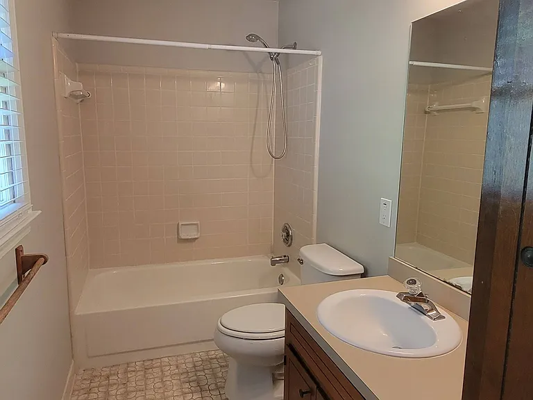 2532 Mistletoe Ln — Photo 27
