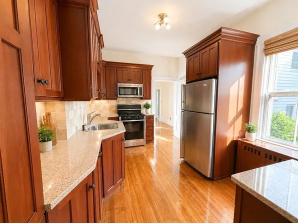14 Sackville St #2, Charlestown, MA 02129