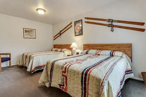 3298 E Fort Union Blvd #TOWNHOUSE — Photo 3