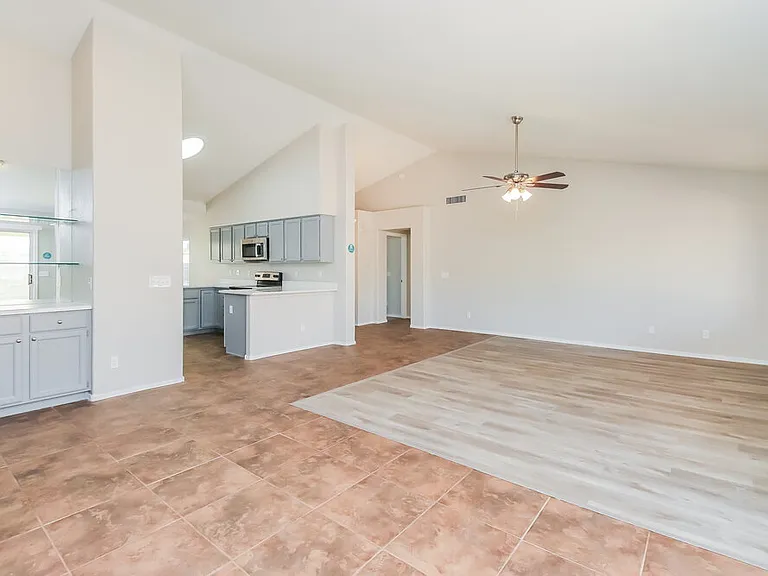 4119 E San Pedro Ave — Photo 4