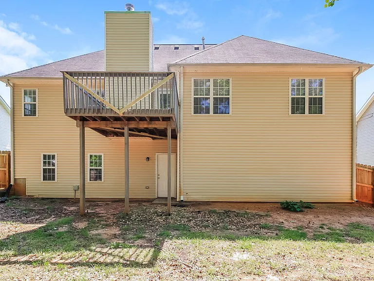 915 Castlerock Way — Photo 17