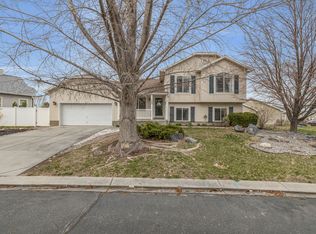 122 E Teal Rd, Saratoga Springs, UT 84045