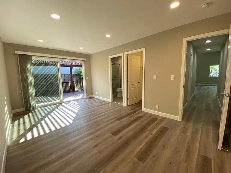4680 Mia Cir — Photo 14