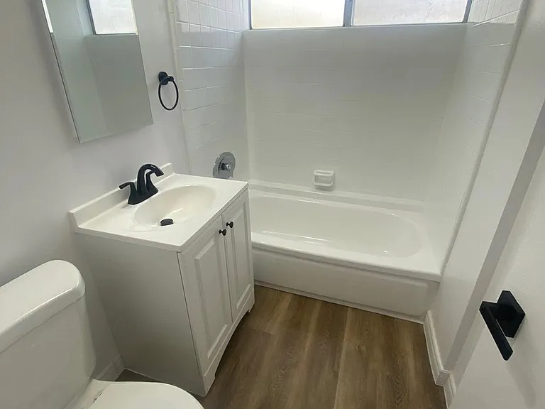 6136 Fulton Ave #9 — Photo 20