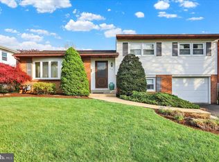 74 Oberlin Ave, Sinking Spring, PA 19608