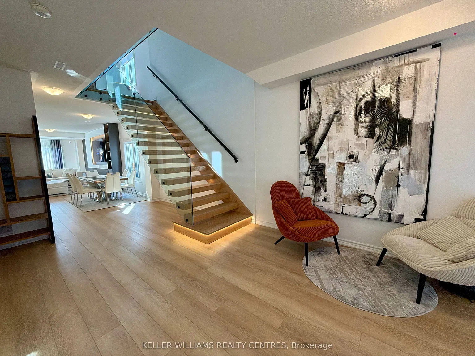 3 bed, $4,000 — Photo 3