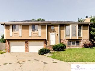 7016 S 155th Cir, Omaha, NE 68138