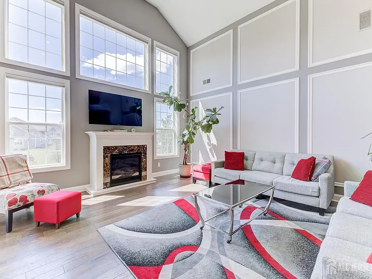 6 Michelangelo Dr S — Photo 16