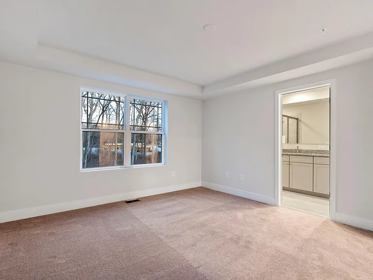 258 Waterstone Rd — Photo 17
