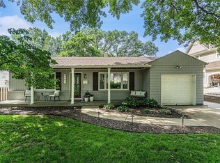 4207 W 62nd Ter, Fairway, KS 66205