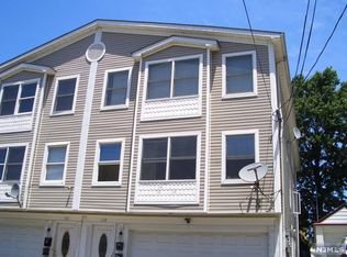 119 W 53rd St, Bayonne, NJ 07002