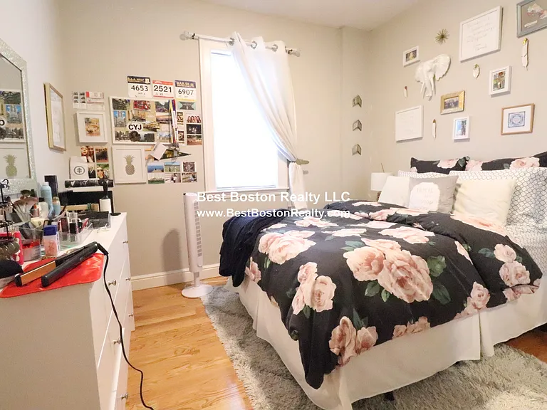 33 Portsmouth St #1R — Photo 3