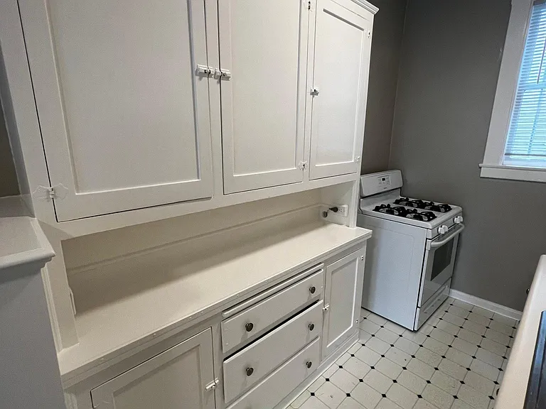 2380 Washington St #1 — Photo 17