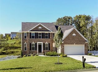 648 Scenic Ridge Dr, Venetia, PA 15367