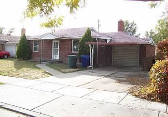 1st image of 1176 S Montgomery St