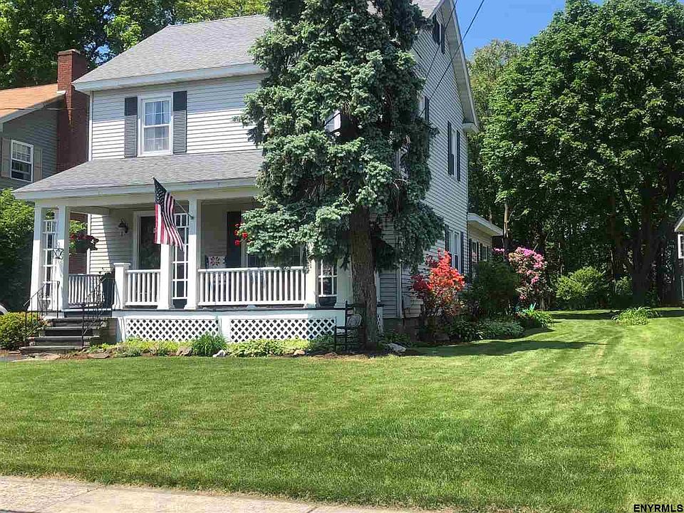 1st image of 347 Marshland Ct