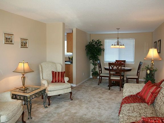 2nd image of 8909 NE 136th Ave