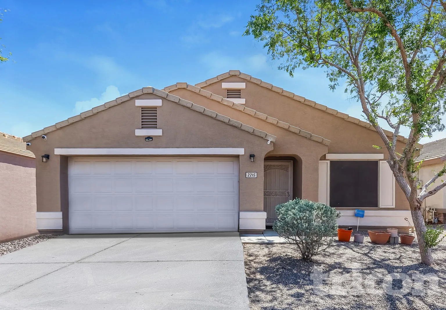 2215 101St Drive Tolleson AZ — Photo 1