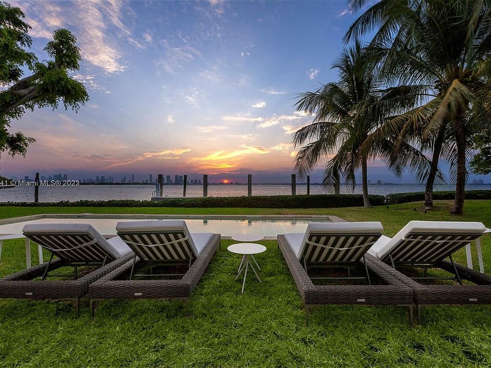 ff6948263f2d545346d00ab12eb07c