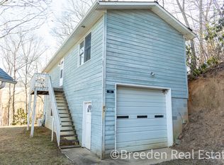 85 Lindsey Ln, Burnsville, NC 28714