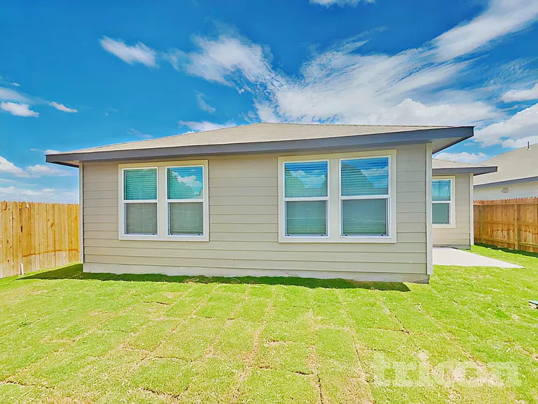 13623 Emerson Way — Photo 13