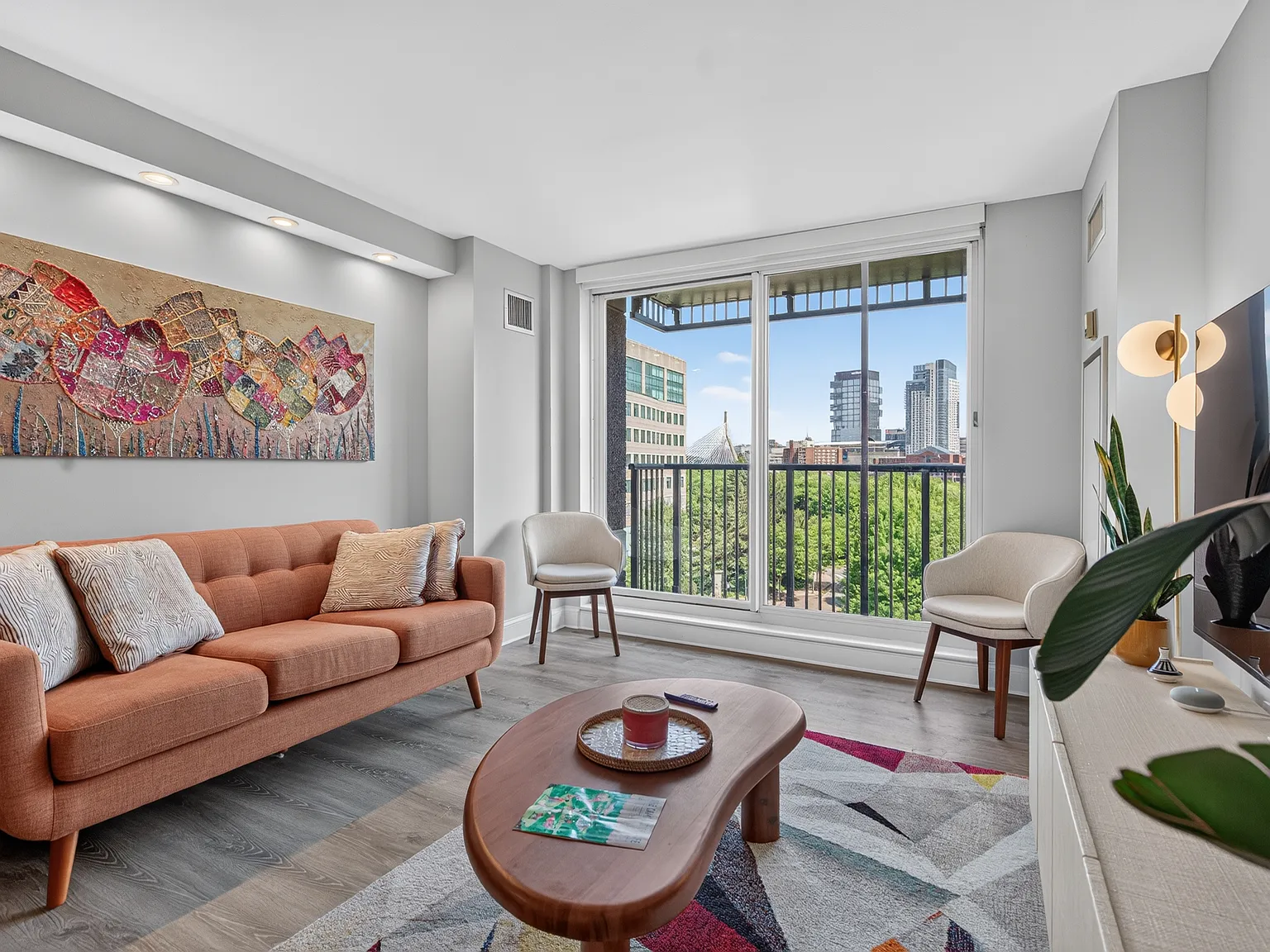 2 bed, 983 sqft, $4,500 — Photo 2