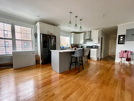 Rented by Corcoran | media 18