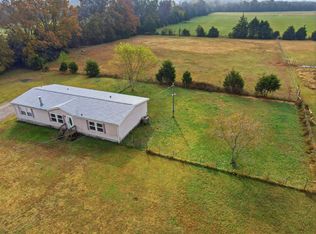 166 Carlton Rd, Chapel Hill, TN 37034