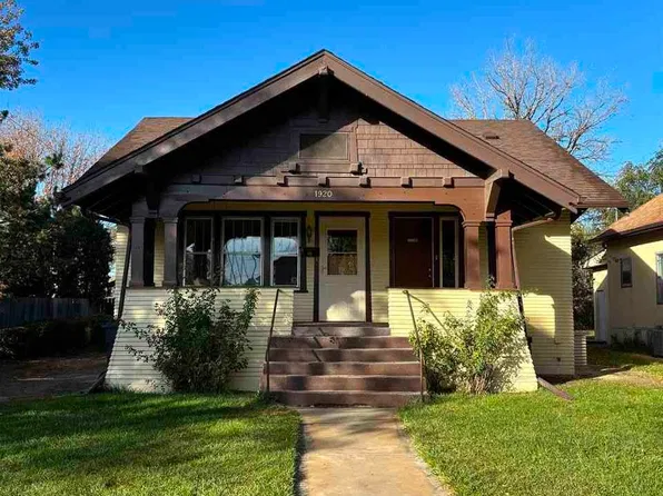 1920 Avenue C, Scottsbluff, NE 69361