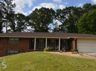 8 Lancer Dr, Cartersville, GA