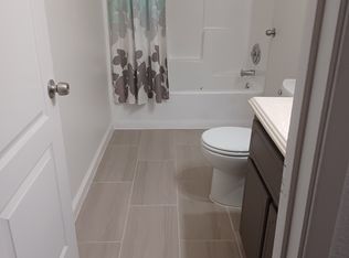 5015 E Lane Ave APT 102, Fresno, CA 93727