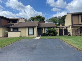 7008 SW 127th Pl, Miami, FL 33183