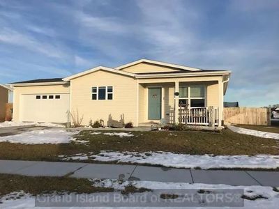 809 Matson St, Aurora, NE, 68818