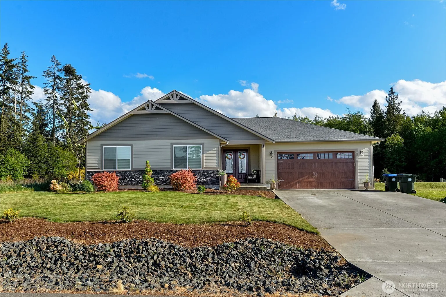 1109 Walker Street photo 1