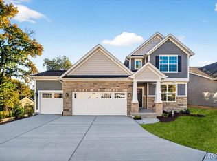9839 Warson Pointe Dr, Rock Hill, MO