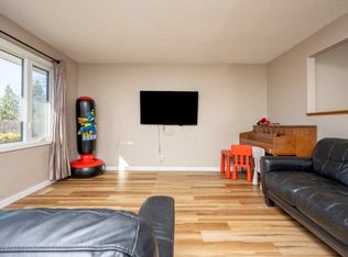 4940 Marcombe Rd NE, Calgary, AB T2A4H2