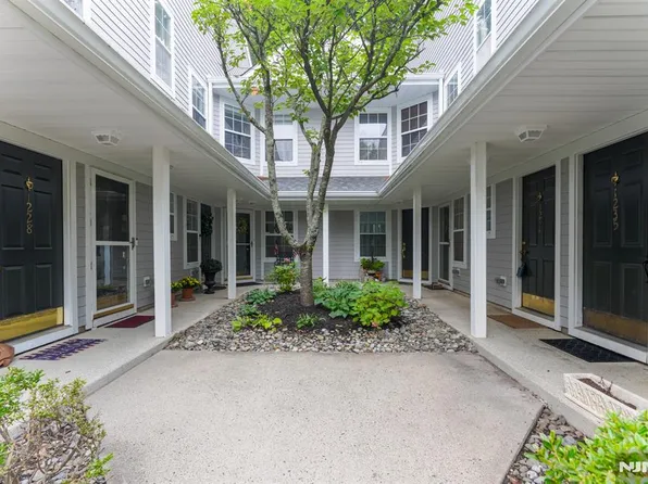 1234 Richmond Rd, Mahwah, NJ 07430