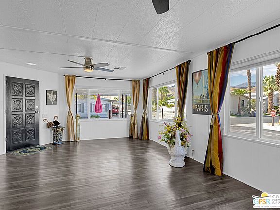 5th image of 382 Club Circle Dr