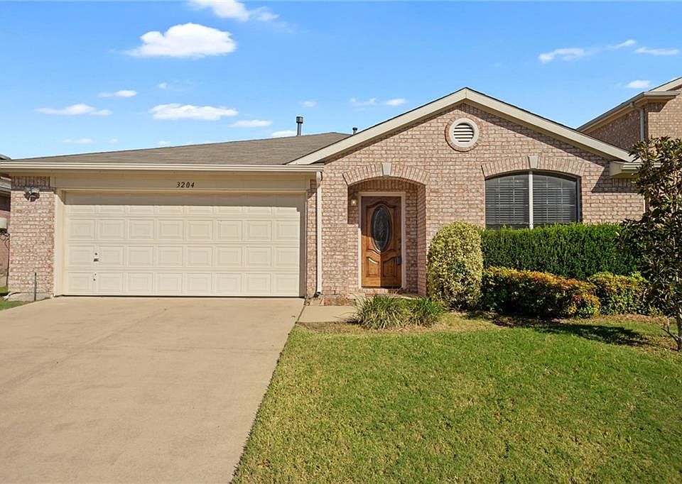 1st image of 3204 Candlebrook Dr