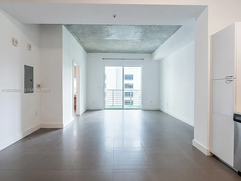 234 NE 3rd St #1506 — Photo 1