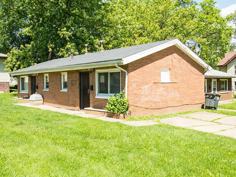 1st image of 1096 Peerless Ave #1098