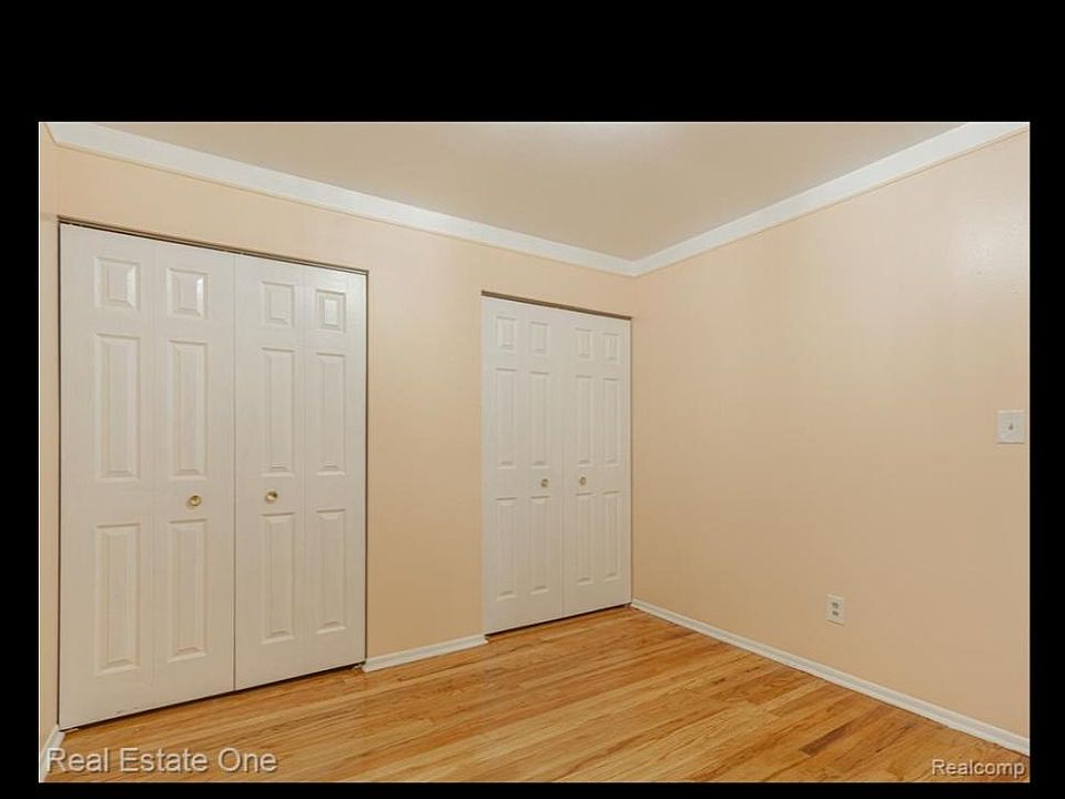 29735 Boewe Dr, photo 12