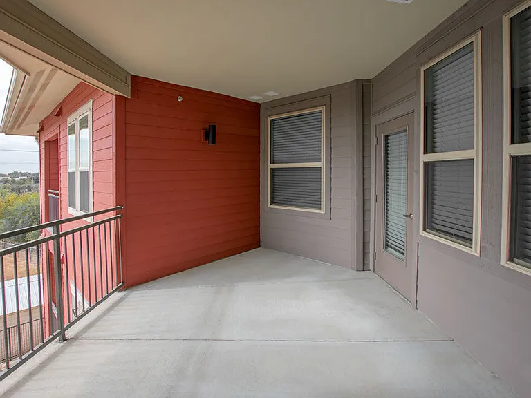 Loma Vista Lofts — Photo 49
