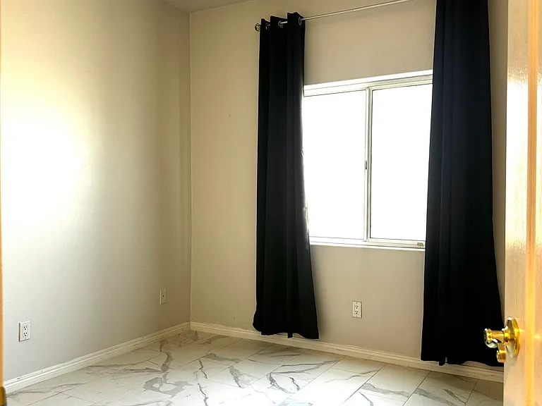 13172 N 88th Pl — Photo 36